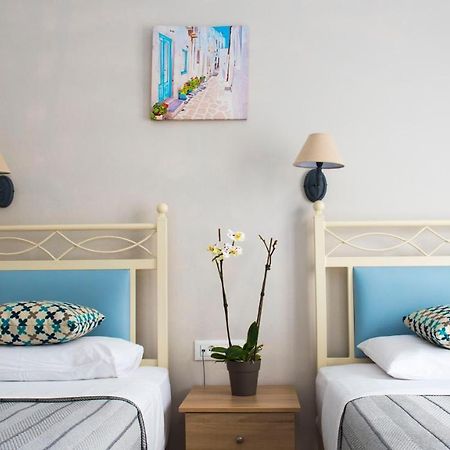 Ino Hotel Kamari  Bagian luar foto