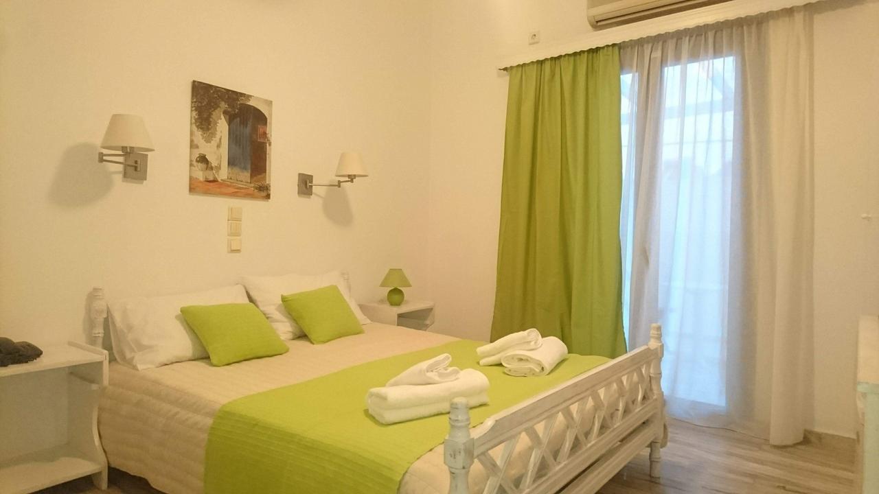 Ino Hotel Kamari  Bagian luar foto