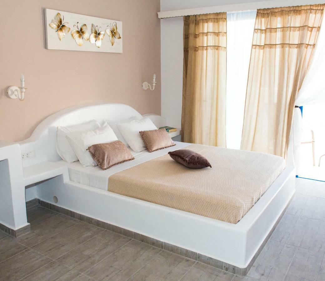 Ino Hotel Kamari  Bagian luar foto