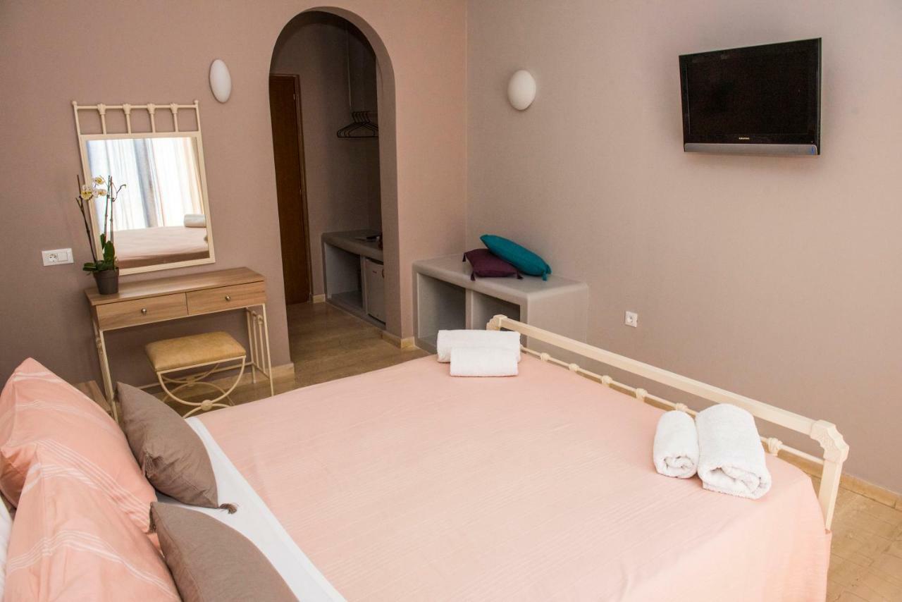 Ino Hotel Kamari  Bagian luar foto