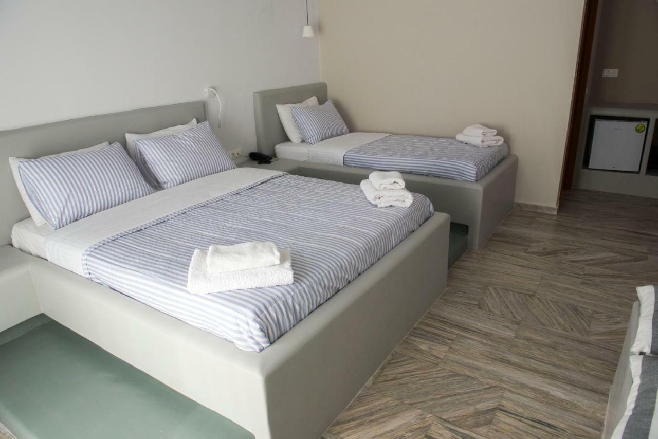 Ino Hotel Kamari  Bagian luar foto
